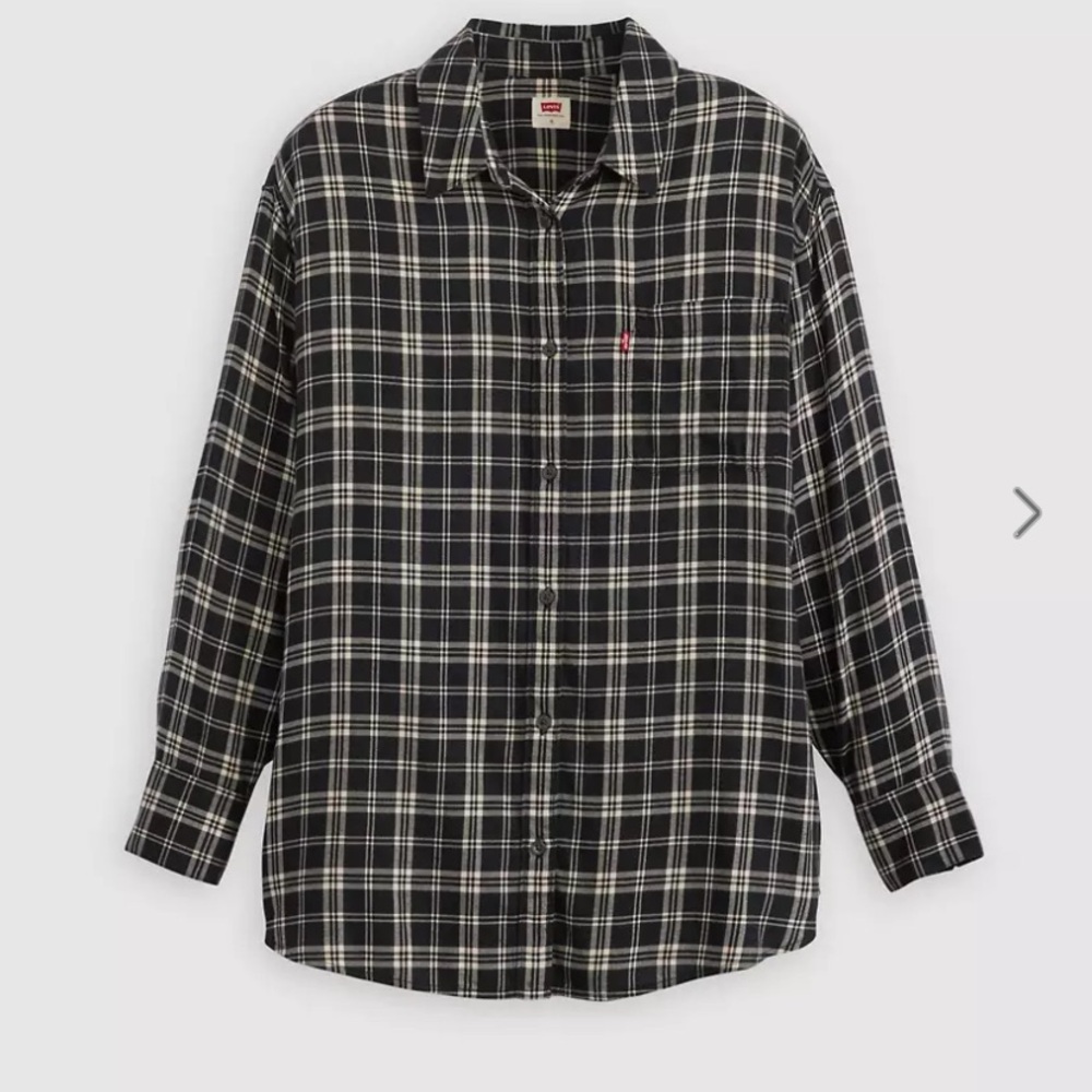 Levi’s black and White Plaid Button-Up Shirt